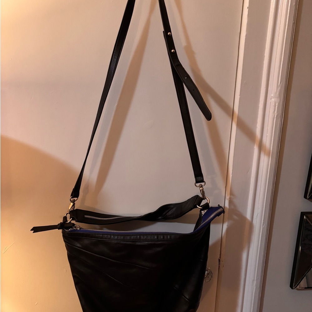 Large Leather Purse - Picture 8 of 10